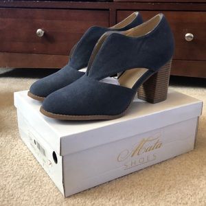 Mata | Blue Faux Suede Bootie size 10.